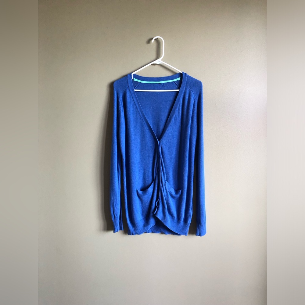 H&M Women’s Navy Blue Button up Cardigan Size small